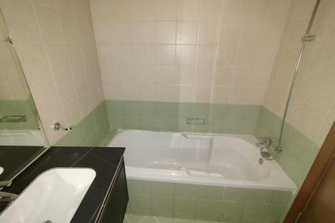 Apartman u gradu Jumeirah Lake Towers, Dubai, UAE 2 spavaće sobe, 145 m2 Br. 707527 - Slika 10