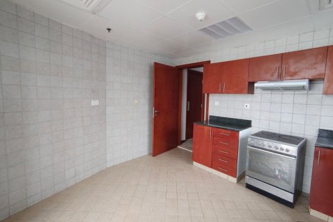 Huoneisto Jumeirah Lake Towers, Dubai, Arabiemiraatit 2 makuuhuonetta, 145 m2 № 707527 - kuva 11