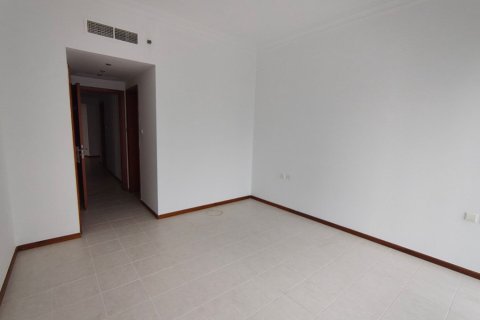 Huoneisto Jumeirah Lake Towers, Dubai, Arabiemiraatit 2 makuuhuonetta, 145 m2 № 707527 - kuva 9