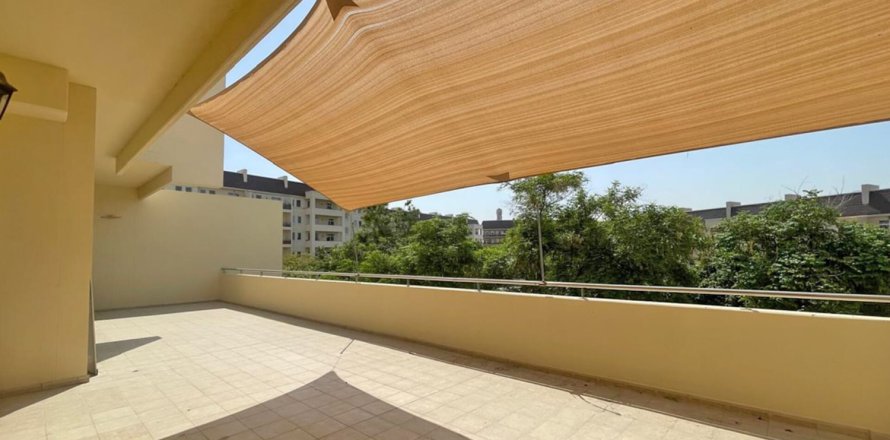 Apartament în Motor City, Dubai, EAU 3 dormitoare, 258 mp.  №707528