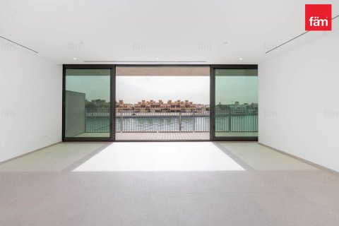 Пәтер Дубай, БАӘ-да 3 жатын бөлмелер, 202.7 м² № 687246