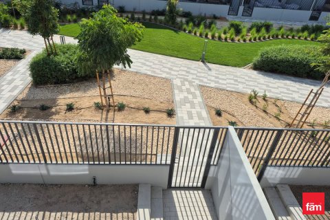 Radový dom v Dubai, SAE 3 spálne, 168 m2 č. 687244 - Fotografia 9