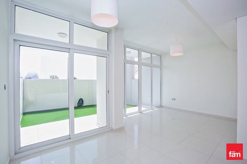 טאונהאוס למכירה ב Dubai, איחוד האמירויות 3 חדרי שינה, 112.2 מ"ר, מספר 687241 - תמונה 3