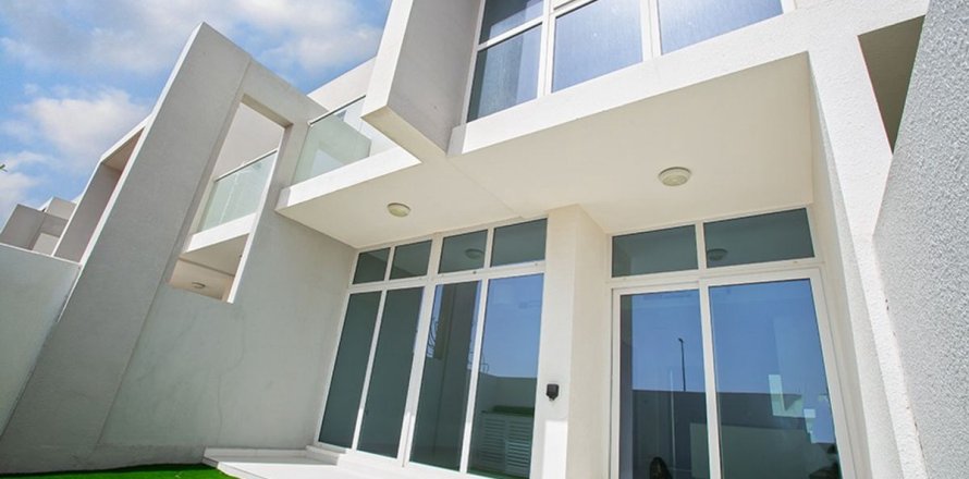 טאונהאוס ב Dubai, איחוד האמירויות 3 חדרי שינה, 112.2 מ"ר מספר 687241