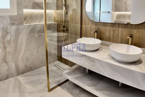 Apartment in Al Hamra Village, Ras Al Khaimah, UAE 2 bedrooms, 115.6 sq.m. № 610657 - photo 13