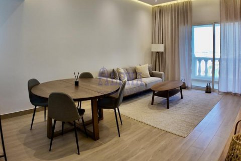 Apartment in Al Hamra Village, Ras Al Khaimah, UAE 2 bedrooms, 115.6 sq.m. № 610657 - photo 2