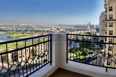Apartment in Al Hamra Village, Ras Al Khaimah, UAE 2 bedrooms, 115.6 sq.m. № 610657 - photo 1