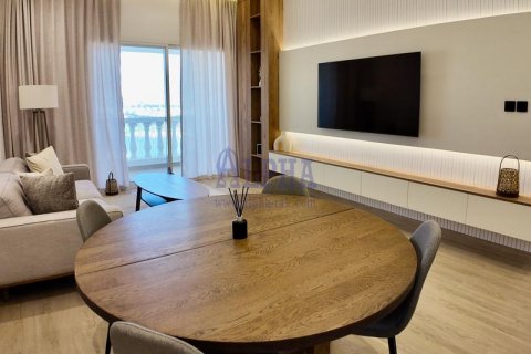Apartment in Al Hamra Village, Ras Al Khaimah, UAE 2 bedrooms, 115.6 sq.m. № 610657 - photo 4