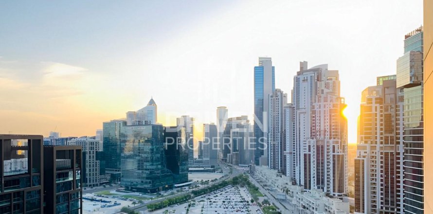 דירה ב Downtown Dubai (Downtown Burj Dubai), Dubai, איחוד האמירויות 2 חדרי שינה, 152 מ"ר מספר 684533