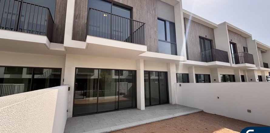 Vilă în The Valley, Dubai, EAU 3 dormitoare, 178 mp.  №666892