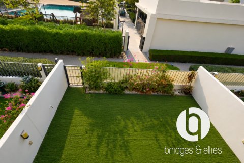 Vila u Dubai Hills Estate, UAE 3 spavaćih soba, 211 m2 Br. 765891 - fotografija 4