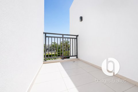 Vila u Dubai Hills Estate, UAE 3 spavaćih soba, 211 m2 Br. 765891 - fotografija 18
