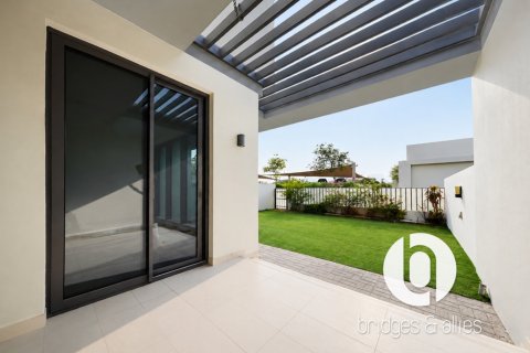 Vila u Dubai Hills Estate, UAE 3 spavaćih soba, 211 m2 Br. 765891 - fotografija 10
