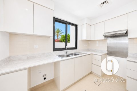 Vila u Dubai Hills Estate, UAE 3 spavaćih soba, 211 m2 Br. 765891 - fotografija 8