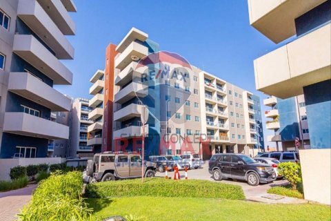 Купить квартиру в Al Reef, Абу-Даби, ОАЭ 3 спальни, 145м2, № 580293 - фото 1