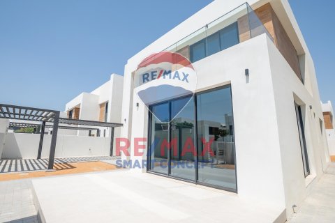 Villa till försäljning i Saadiyat Island, Abu Dhabi, UAE 4 sovrum, 629.3 kvm Nr. 580294 - fotografi 1