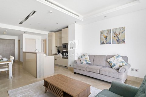 Apartament në Palm Jumeirah, Dubai, Emiratet e Bashkuara Arabe 2 dhoma gjumi, 124 m2. № 592797 - Foto 3