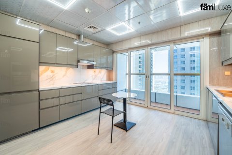 Dubai Marina, UAE의 임대용 아파트 침실 4개, 294.8제곱미터 번호 612692 - 사진 11