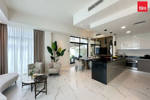Villa itt: Dubai, EAE, 4 hálószoba, 288 m², azonosító: 646697 - fénykép 2