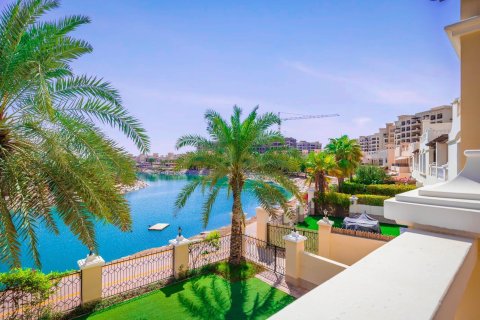 Al Hamra Village、Ras Al Khaimah、UAE にあるタウンハウスの賃貸物件 3ベッドルーム、250 m2、No656697 - 写真 4