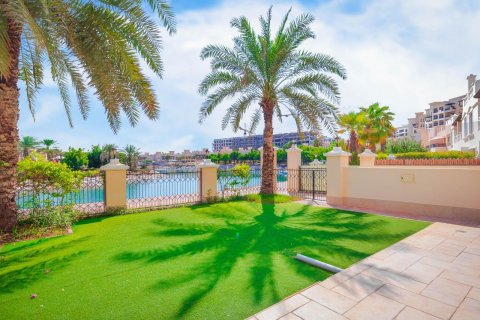 Al Hamra Village、Ras Al Khaimah、UAE にあるタウンハウスの賃貸物件 3ベッドルーム、250 m2、No656697 - 写真 22