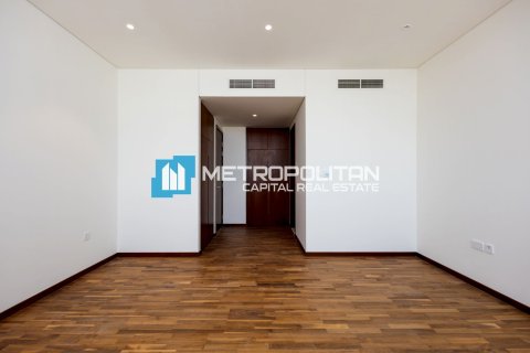 Vila di Abu Dhabi, UAE 6 bilik tidur, 2032 meter persegi № 695827 - foto 16