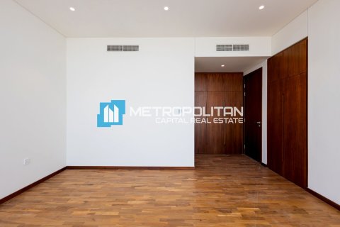 Vila di Abu Dhabi, UAE 6 bilik tidur, 2032 meter persegi № 695827 - foto 14