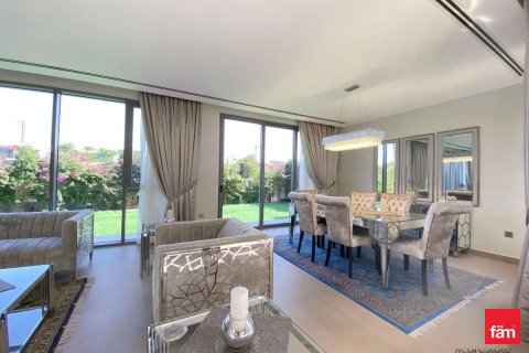 Снять в аренду виллу в Дубай Хилс Эстейт, ОАЭ 4 спальни, 349м2, № 662433 - фото 2