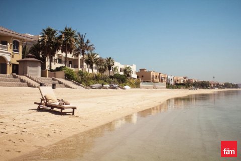 Vila di Palm Jumeirah, Dubai, UAE 4 bilik tidur, 657.7 meter persegi № 645876 - foto 5