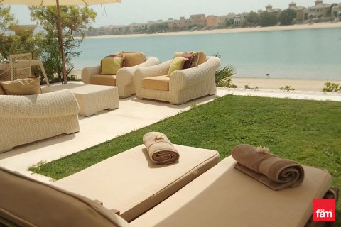 Vila di Palm Jumeirah, Dubai, UAE 4 bilik tidur, 657.7 meter persegi № 645876 - foto 7