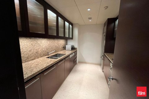 Apartament de vânzare în Downtown Dubai (Downtown Burj Dubai), Dubai, EAU 2 dormitoare, 152.3 mp.  №645877 - poză 16