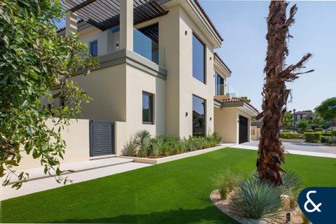 Jumeirah Golf Estates, Dubai, संयुक्त अरब अमीरात में विला, 5 बेडरूम, 527 वर्ग मीटर, संख्या 697981 - फ़ोटो 8