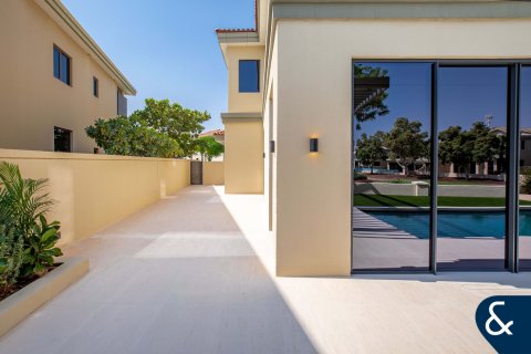 Jumeirah Golf Estates, Dubai, संयुक्त अरब अमीरात में विला, 5 बेडरूम, 527 वर्ग मीटर, संख्या 697981 - फ़ोटो 21