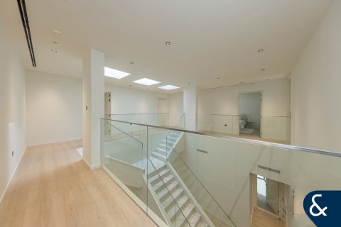 Jumeirah Golf Estates, Dubai, संयुक्त अरब अमीरात में विला, 5 बेडरूम, 527 वर्ग मीटर, संख्या 697981 - फ़ोटो 16