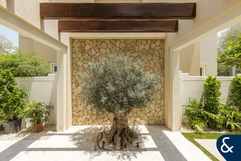 Vila di Dubai Sports City, Dubai, UAE 5 bilik tidur, 446 meter persegi № 697957 - foto 20