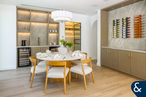 Vila di Dubai Sports City, Dubai, UAE 5 bilik tidur, 446 meter persegi № 697957 - foto 5