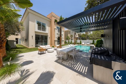 Vila di Dubai Sports City, Dubai, UAE 5 bilik tidur, 446 meter persegi № 697957 - foto 21