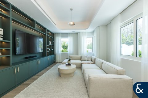 Vila di Dubai Sports City, Dubai, UAE 5 bilik tidur, 446 meter persegi № 697957 - foto 7