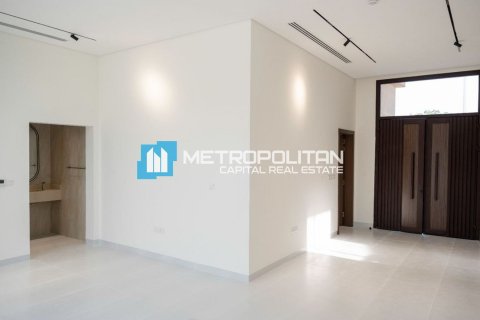 Vila na Yas Island, Abu Dhabi, SAE 5 spální, 672.1 m2 č. 690667 - Fotografia 2