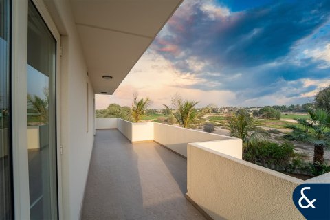 Villa till försäljning i Arabian Ranches, Dubai, UAE 5 sovrum, 575 kvm Nr. 666566 - fotografi 13