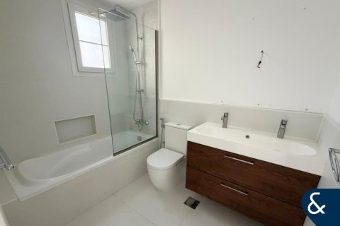 Villa til salgs i The Springs, Dubai, Emiratene 3 soverom, 157 kvm Nr. 666563 - Foto 10