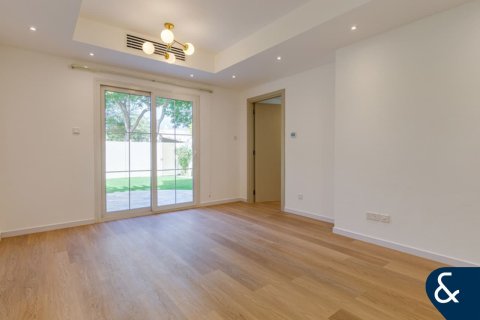 Villa til salgs i The Springs, Dubai, Emiratene 3 soverom, 157 kvm Nr. 666563 - Foto 4