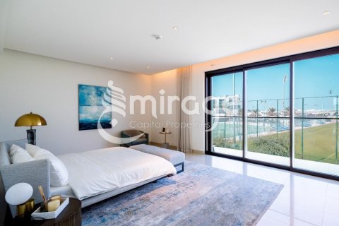 Saadiyat Island、Abu Dhabi、UAE にあるヴィラ販売中 4ベッドルーム、615 m2、No597143 - 写真 2