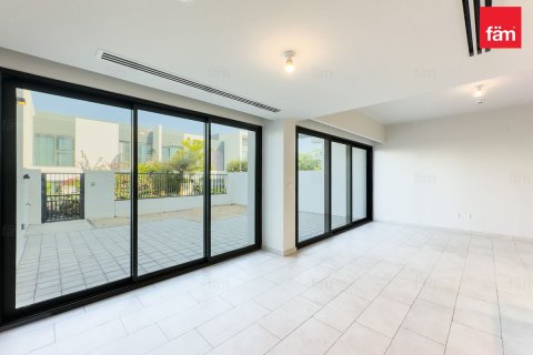 Rumah bandar di Dubai, UAE 3 bilik tidur, 161 meter persegi № 691358 - foto 4