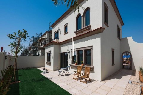 Townhouse in Khalifa City, Abu Dhabi, UAE 3 bedrooms, 157.9 sq.m. № 579713 - photo 3
