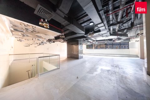 Tienda en alquiler en Dubai Marina, Dubai, EAU 404.3 m2 № 693029 - foto 3