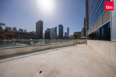 Tienda en alquiler en Dubai Marina, Dubai, EAU 404.3 m2 № 693029 - foto 12