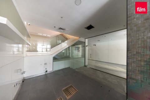 Tienda en alquiler en Dubai Marina, Dubai, EAU 404.3 m2 № 693029 - foto 7