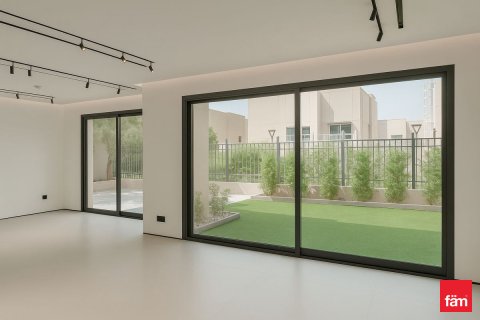 Vila v Al Barsha, Dubai, SAE 4 spálne, 367.2 m2 č. 693025 - Fotografia 6