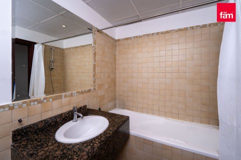 Пәтер Дубай, БАӘ-да 2 жатын бөлмелер, 120.2 м² № 693026 - фото 17